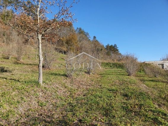 Livade - prodaja gradbenih stanovanjskih in poslovnih zemljišč