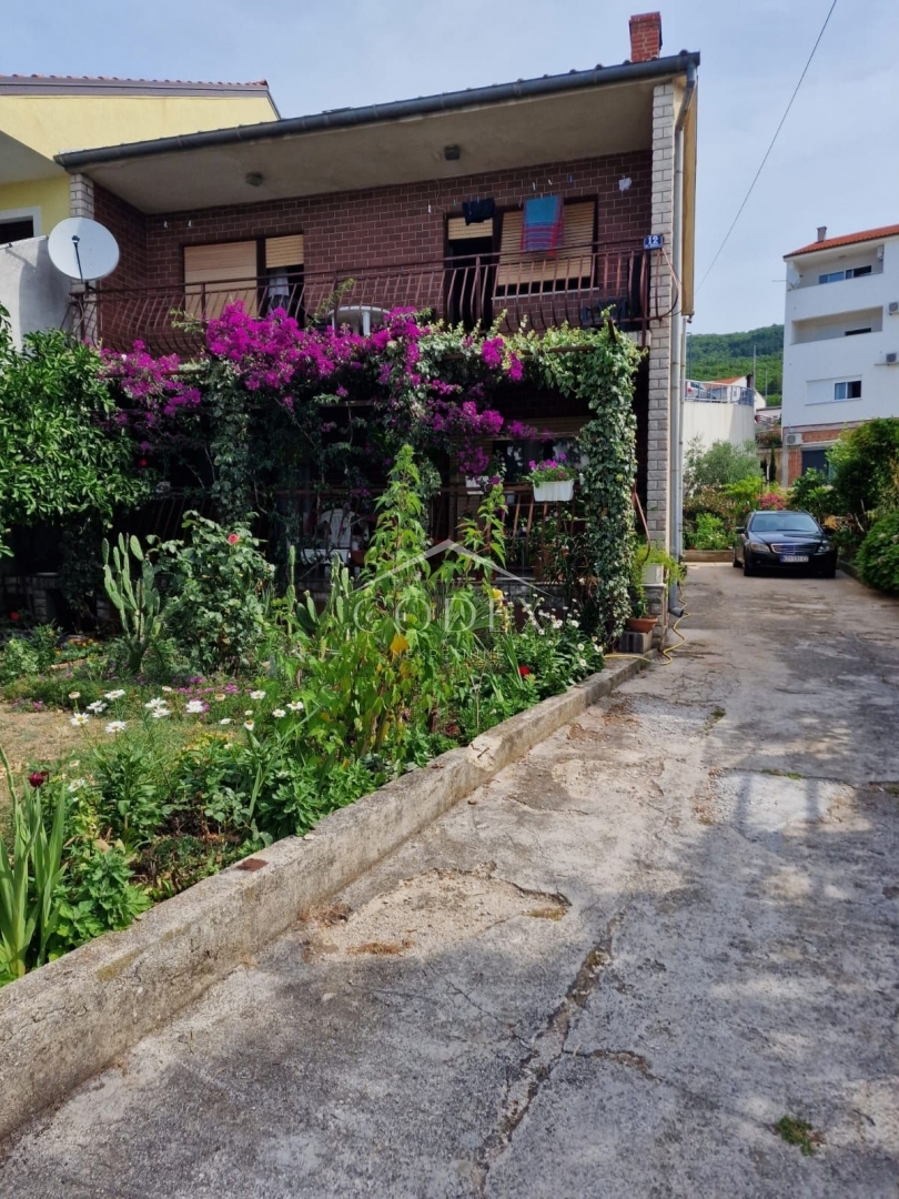 Crikvenica - prodaja poslovno stanovanjskega objekta