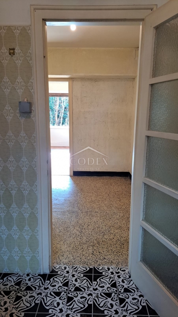 Vojak - prodaja stanovanja za adaptacijo