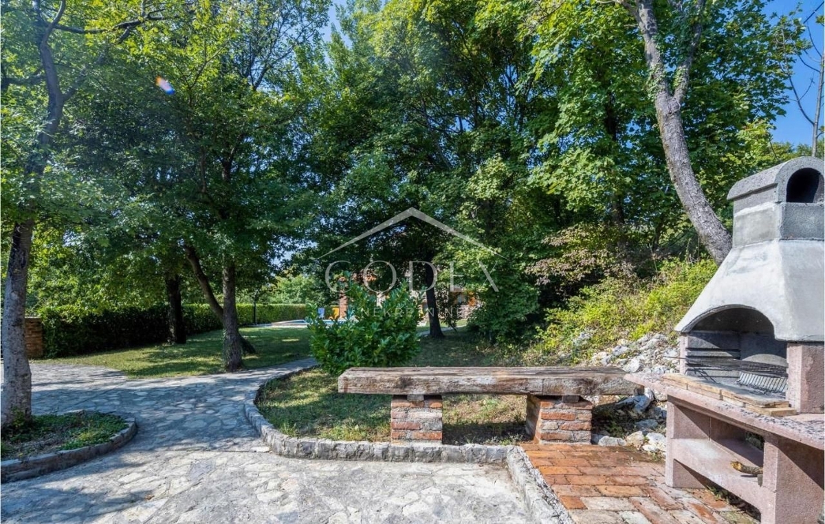Grižane - čudovita vila z bazenom in savno