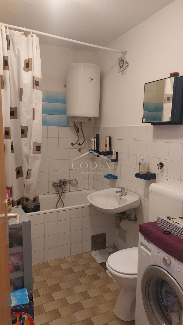 Srdoči - dvosobni apartma s pogledom na morje