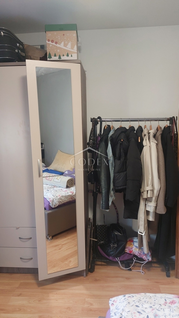 Srdoči - dvosobni apartma s pogledom na morje