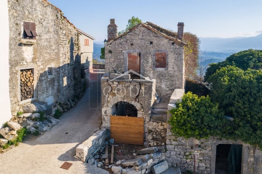 Hiša Pićan, 183m2