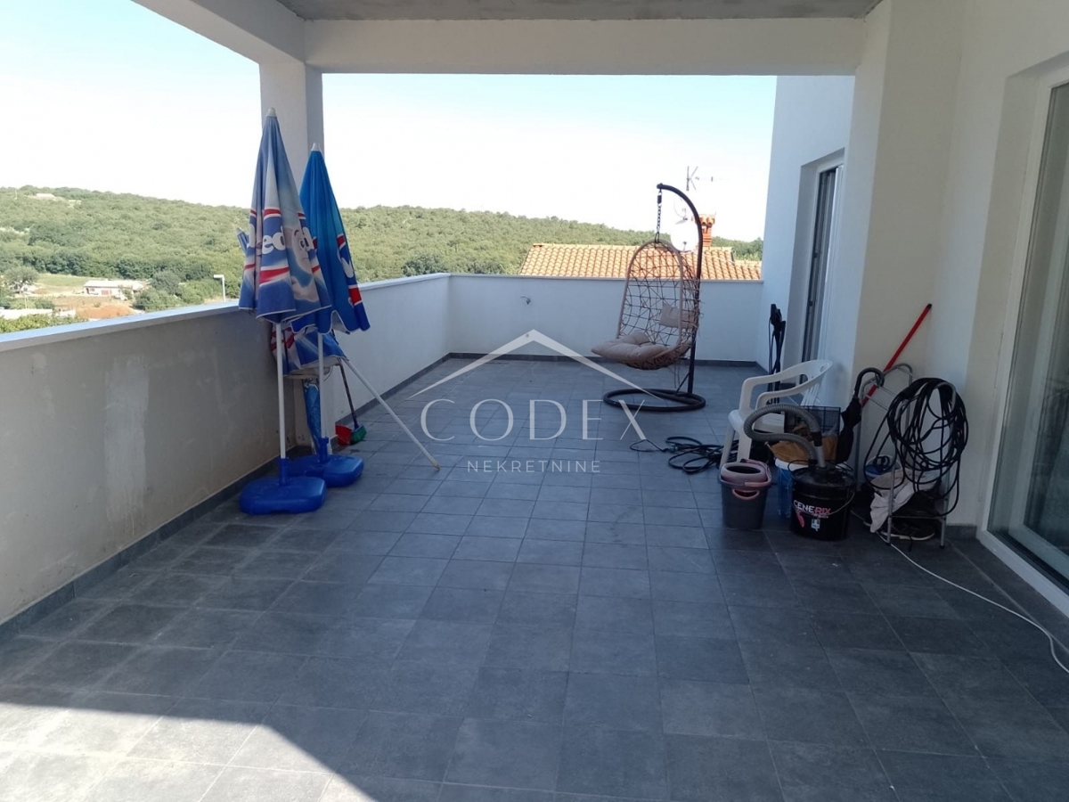 Rovinjsko selo - novozgrajena hiša s pogledom na morje in okolico