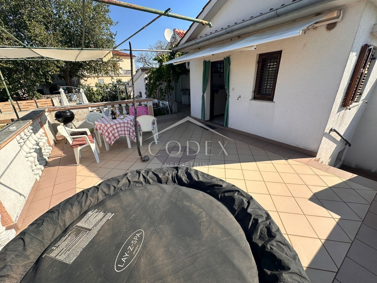 Hiša Vrh, Krk, 170m2