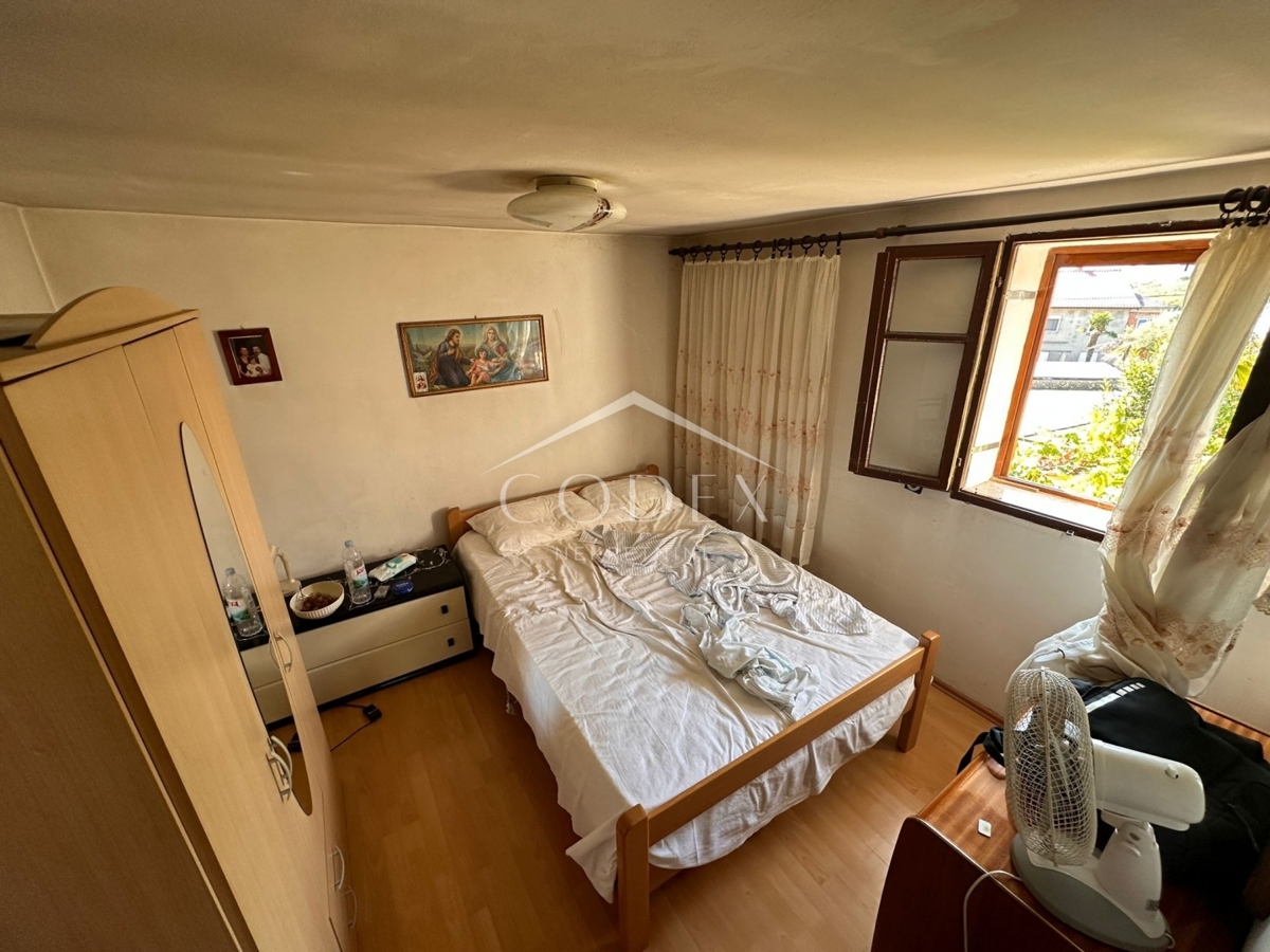 Hiša Vrh, Krk, 170m2