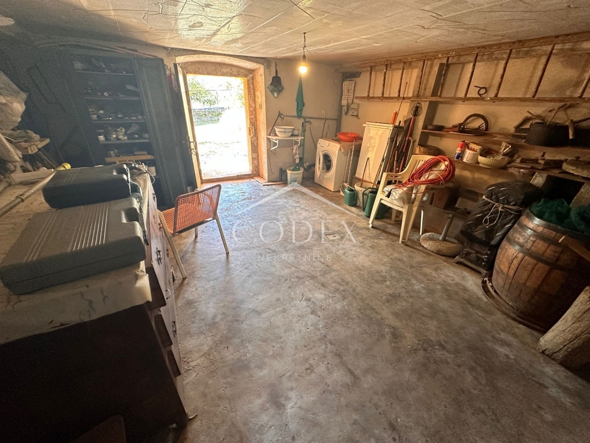 Hiša Vrh, Krk, 170m2