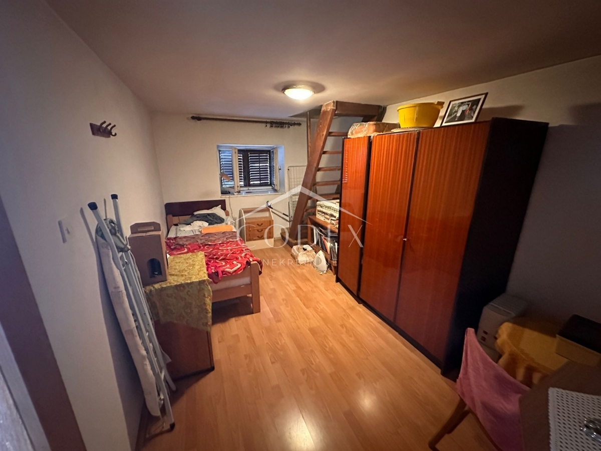 Hiša Vrh, Krk, 170m2