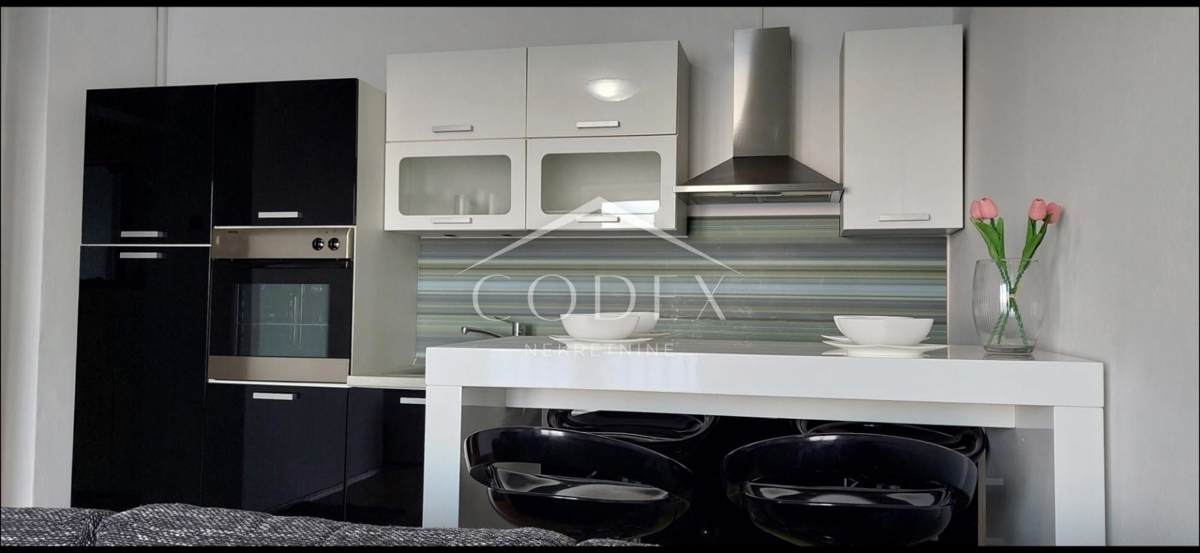 Senj - moderno opremljen apartma s pogledom na morje