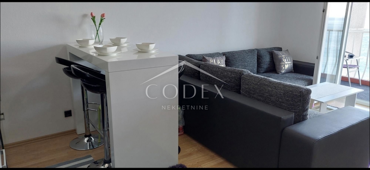 Senj - moderno opremljen apartma s pogledom na morje