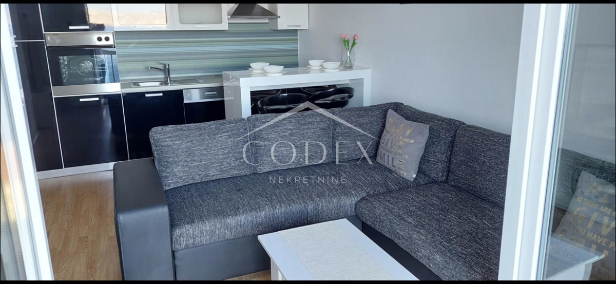 Senj - moderno opremljen apartma s pogledom na morje