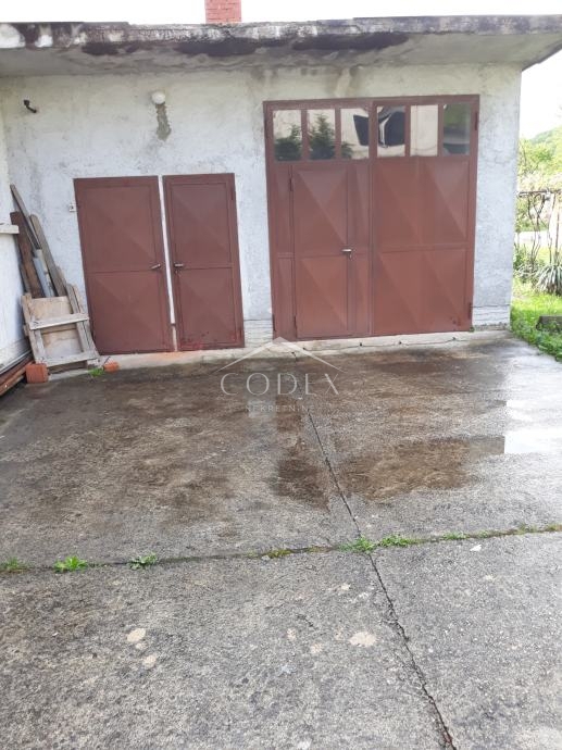 Podhum - prodaja hiše z vrtom