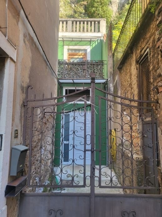 Rijeka, blizu centra - prodaja poslovnih prostorov za različne namene