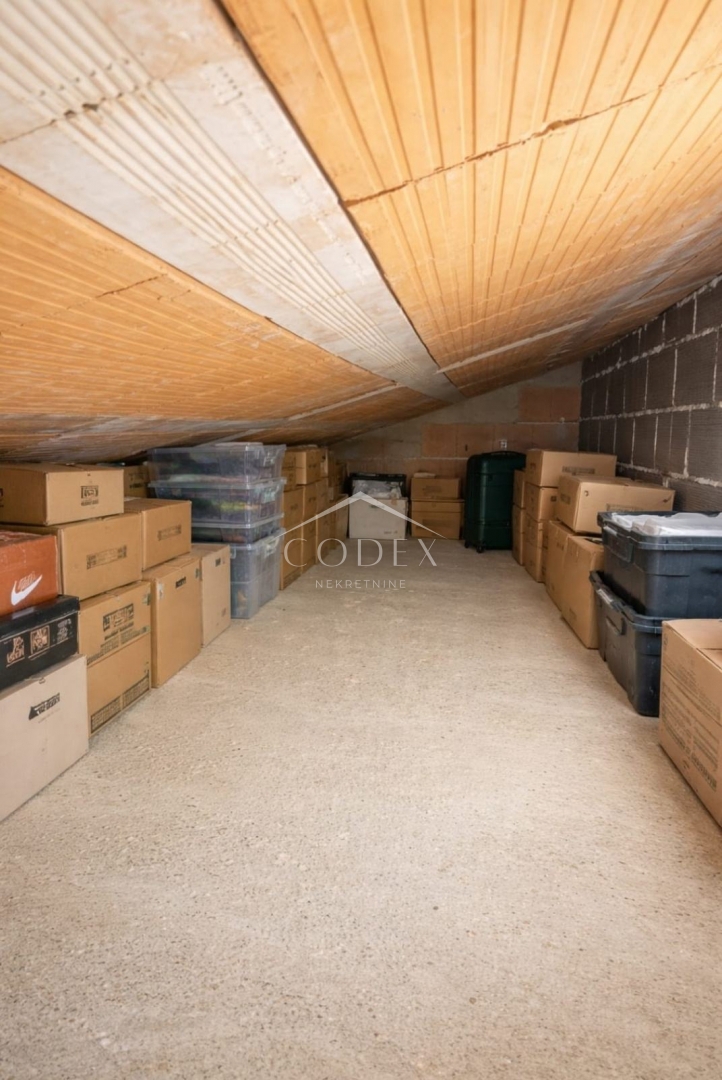 Rovinj – prodaja 2 stanovanjskih enot na odlični lokaciji