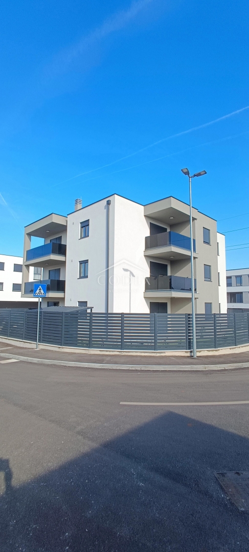 Umag – prodaja novogradnje na odlični lokaciji