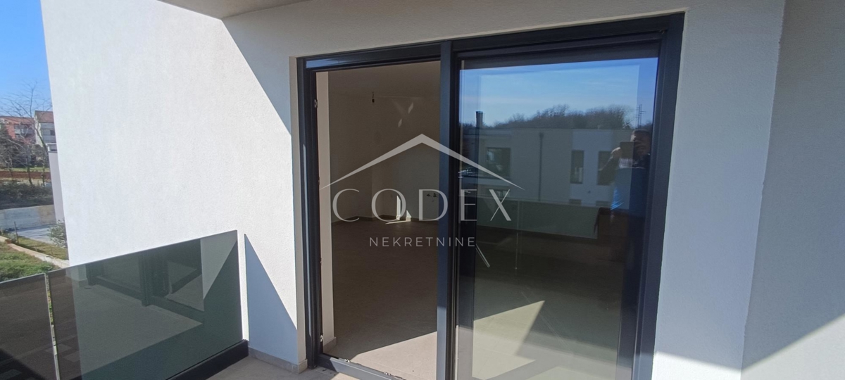 Umag – prodaja novogradnje na odlični lokaciji