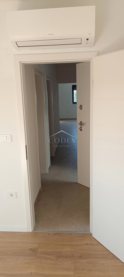 Umag – prodaja novogradnje na odlični lokaciji