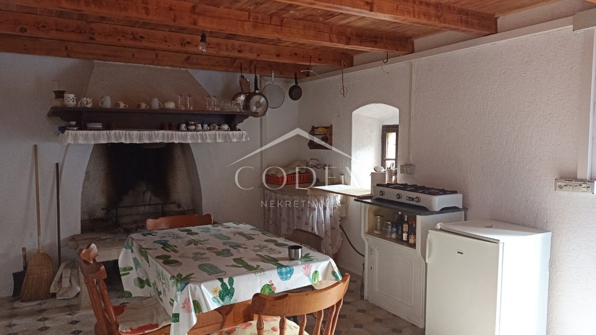 Punta Križa - prodamo kamnito hišo s pogledom na morje