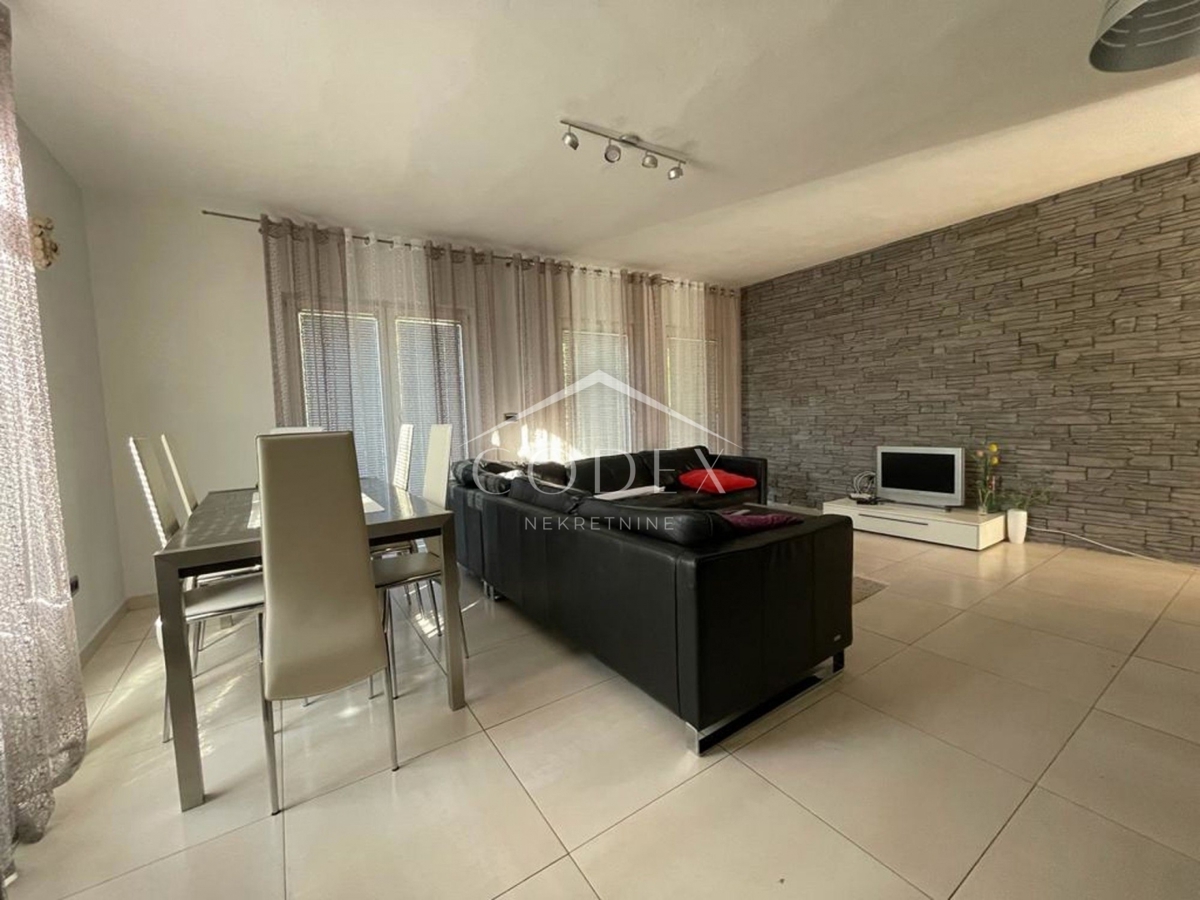 Hiša Ledenice, Novi Vinodolski, 146m2
