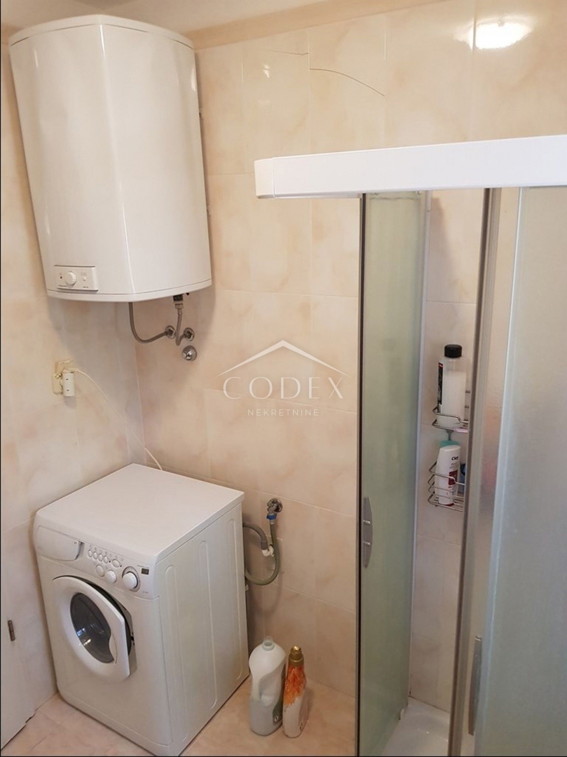 Ičići - prodaja dvosobnega apartmaja s pogledom na morje