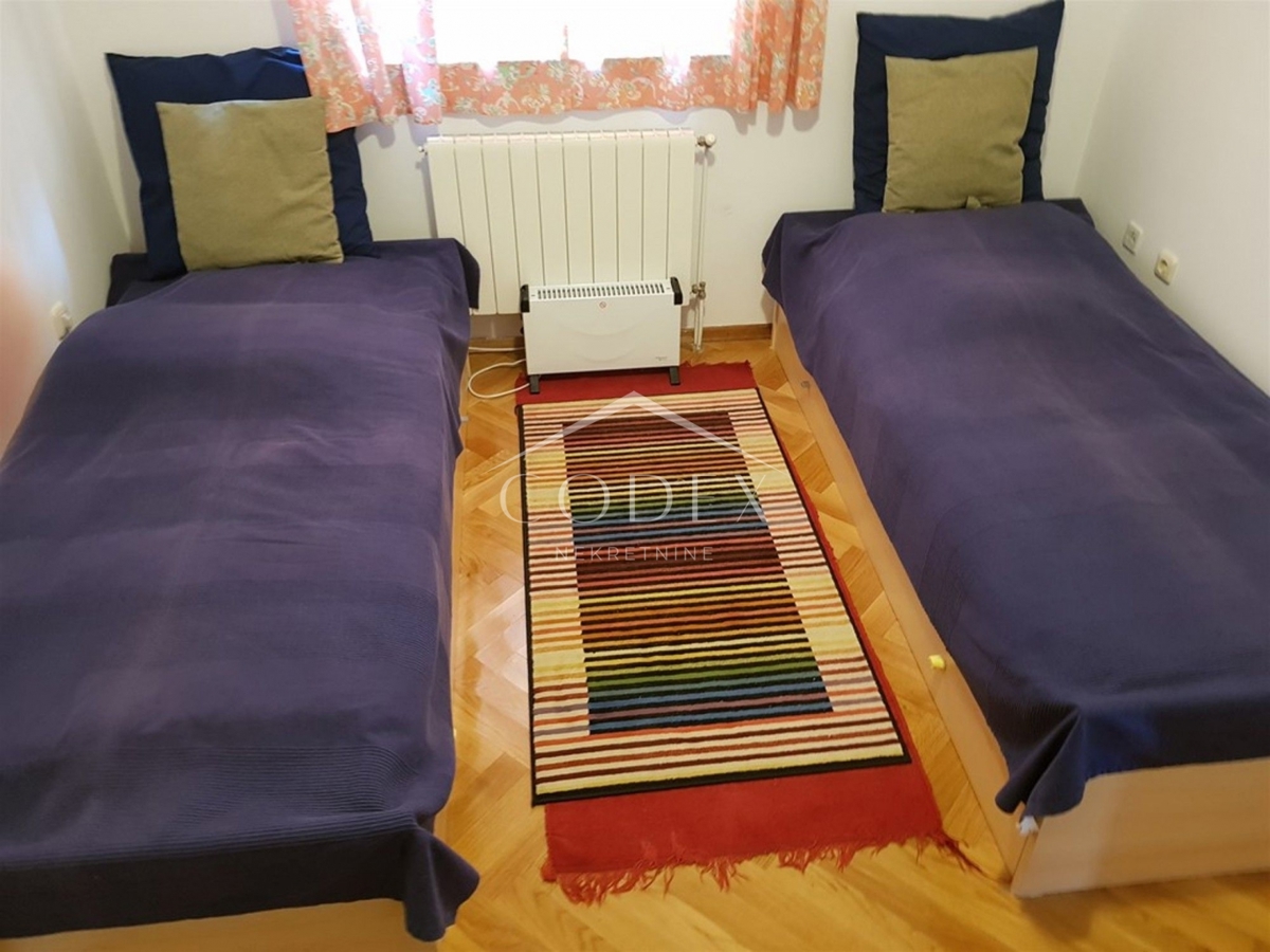 Ičići - prodaja dvosobnega apartmaja s pogledom na morje