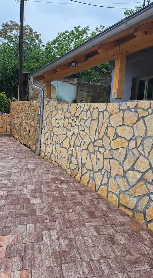 Škurinje - prodaja adaptirane enonadstropne hiše