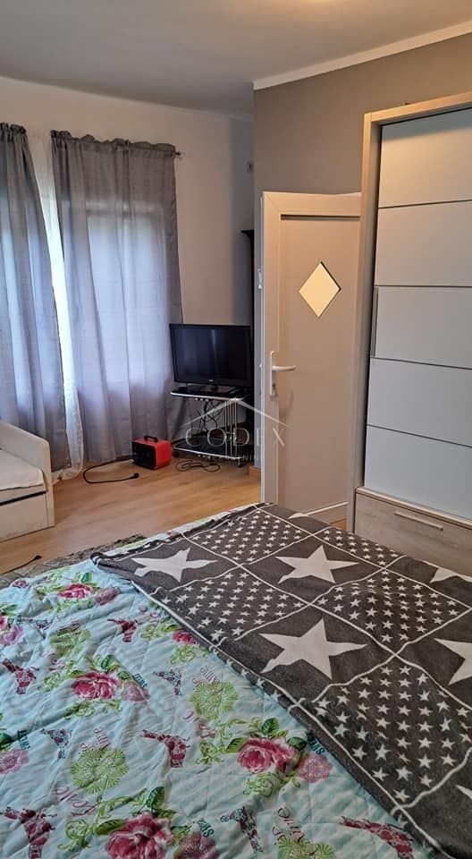 Škurinje - prodaja adaptirane enonadstropne hiše