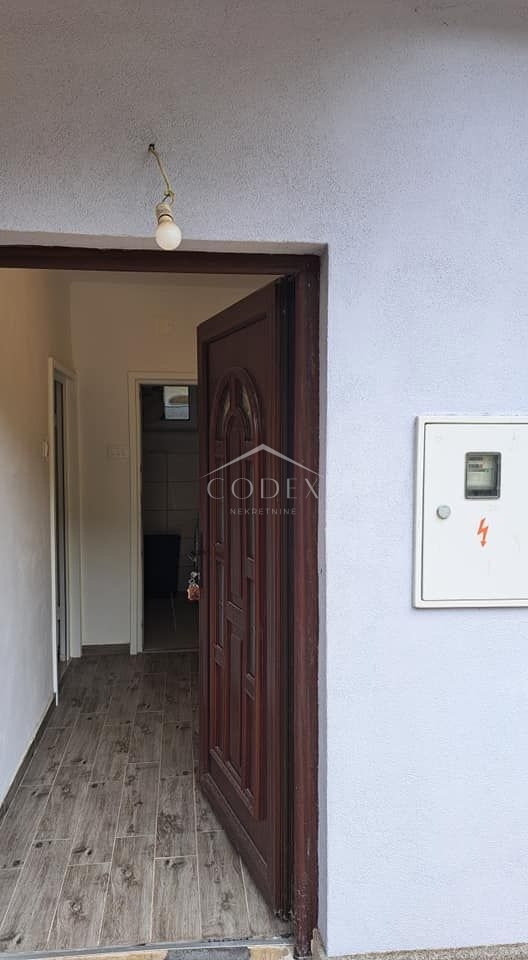 Škurinje - prodaja adaptirane enonadstropne hiše