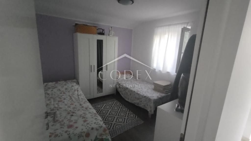 Senj - prodaja stanovanja s teraso in garažo