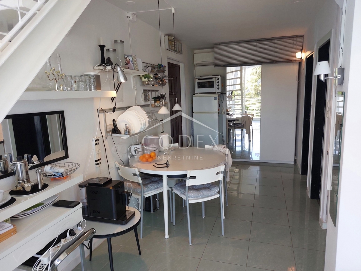 Novigrad - luksuzni dupleks s panoramskim pogledom na morje