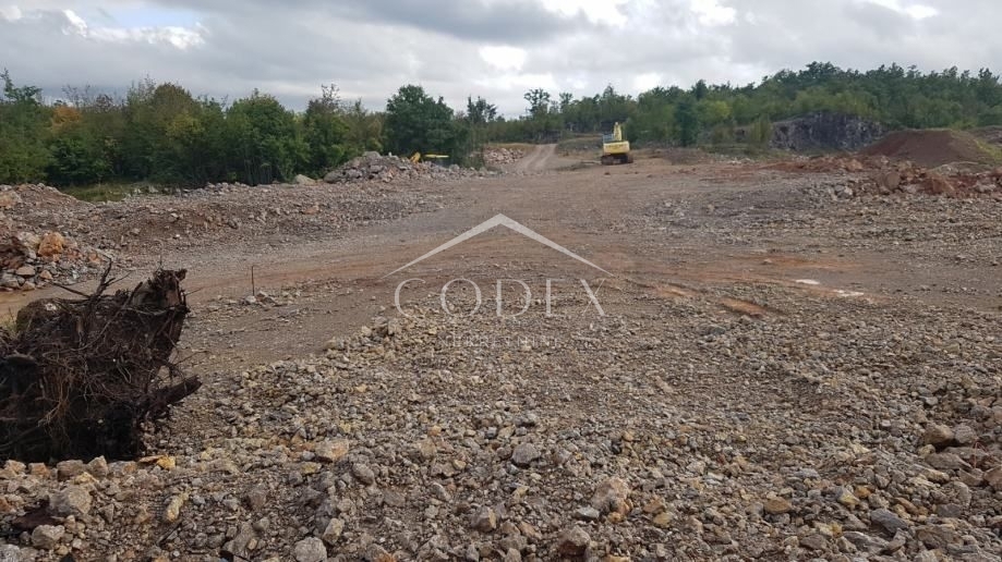 Permani - prodaja zemljišča v poslovni coni