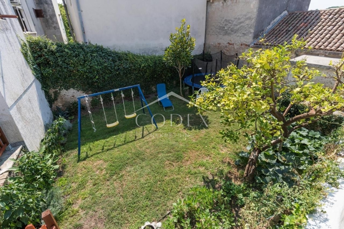 Mali Lošinj - stara vila s 6 apartmaji