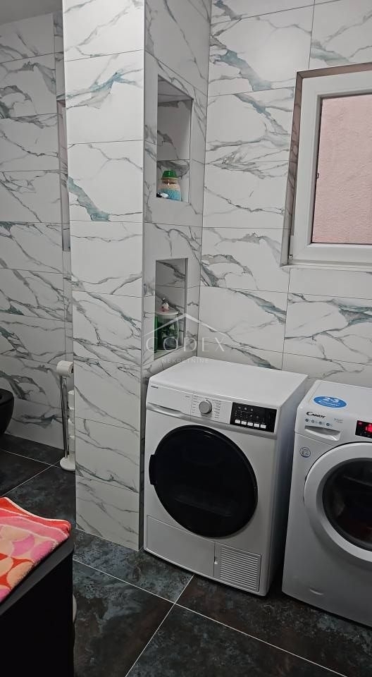 Novalja - prodaja apartmajev na odlični lokaciji