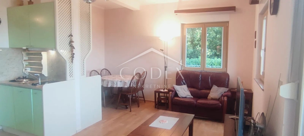 Ičići - prodaja apartma s pogledom na morje