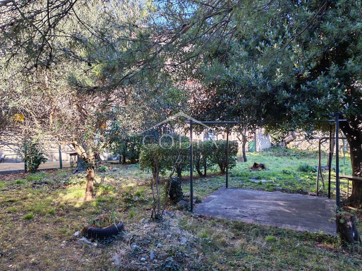 Bakar - prodaja poletne hiše, 1. vrstica do morja!