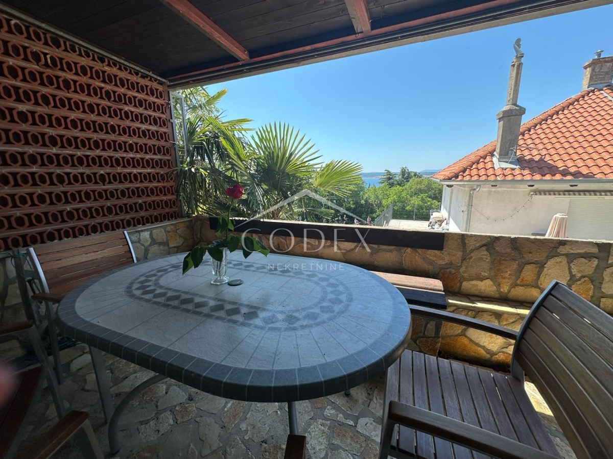 Crikvenica – stanovanje le 50 metrov od morja!