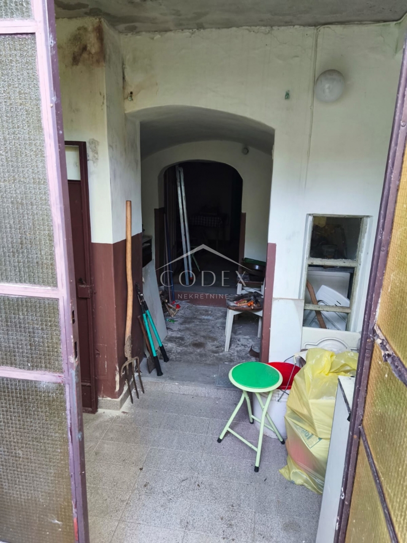 Grižane - Prodaja stare kamnite hiše za adaptacijo