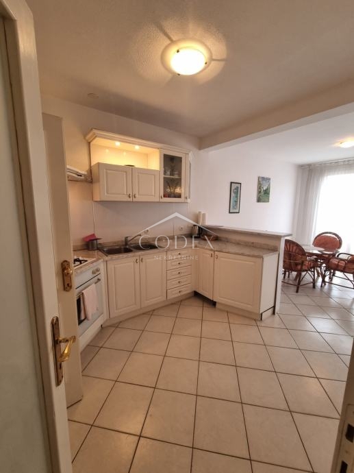 Njivice, apartma na odlični lokaciji