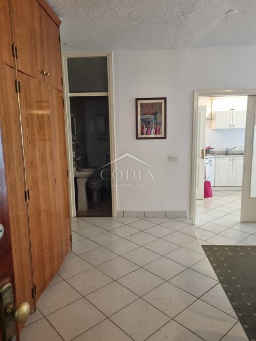 Njivice, apartma na odlični lokaciji