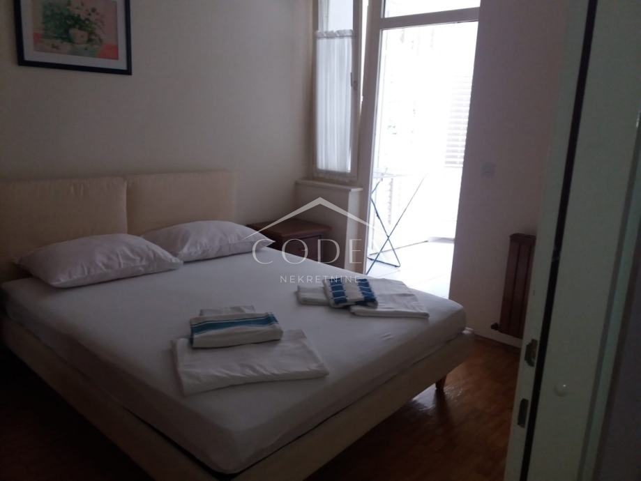 Njivice, apartma na odlični lokaciji