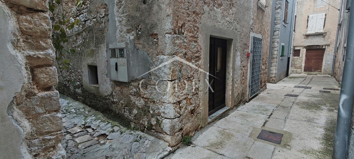 Poslovni prostor Cres, 12m2