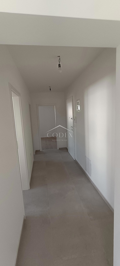 Umag – prodaja novogradnje na odlični lokaciji