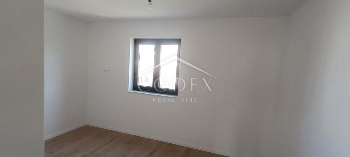 Umag – prodaja novogradnje na odlični lokaciji