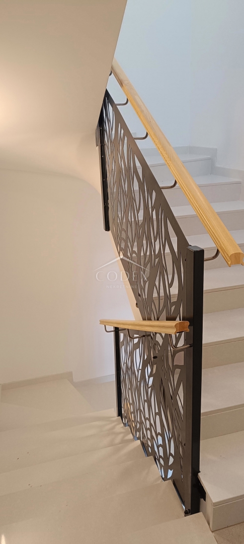 Umag – prodaja novogradnje na odlični lokaciji