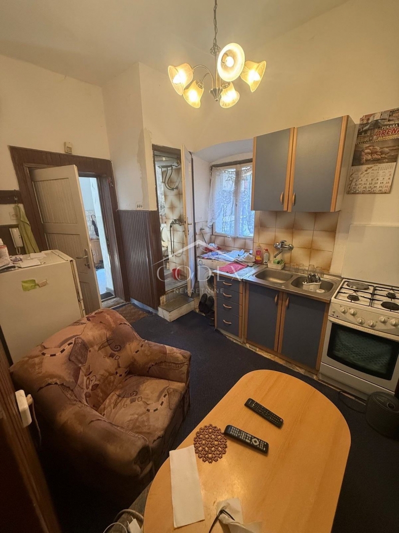 Pula – prodaja stanovanja v samem centru, odlična investicija!