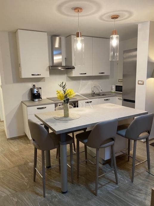 Opatija - čudovit apartma s pogledom na morje
