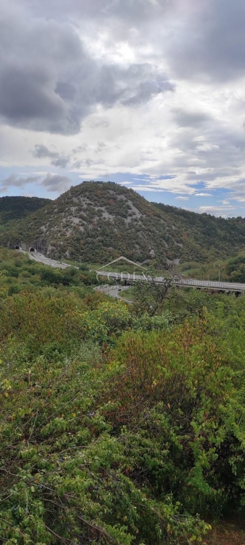 Sušačka Draga - prodaja družinske hiše z 2 apartmajema
