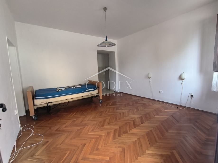 Opatija - super apartma 1. red do morja!