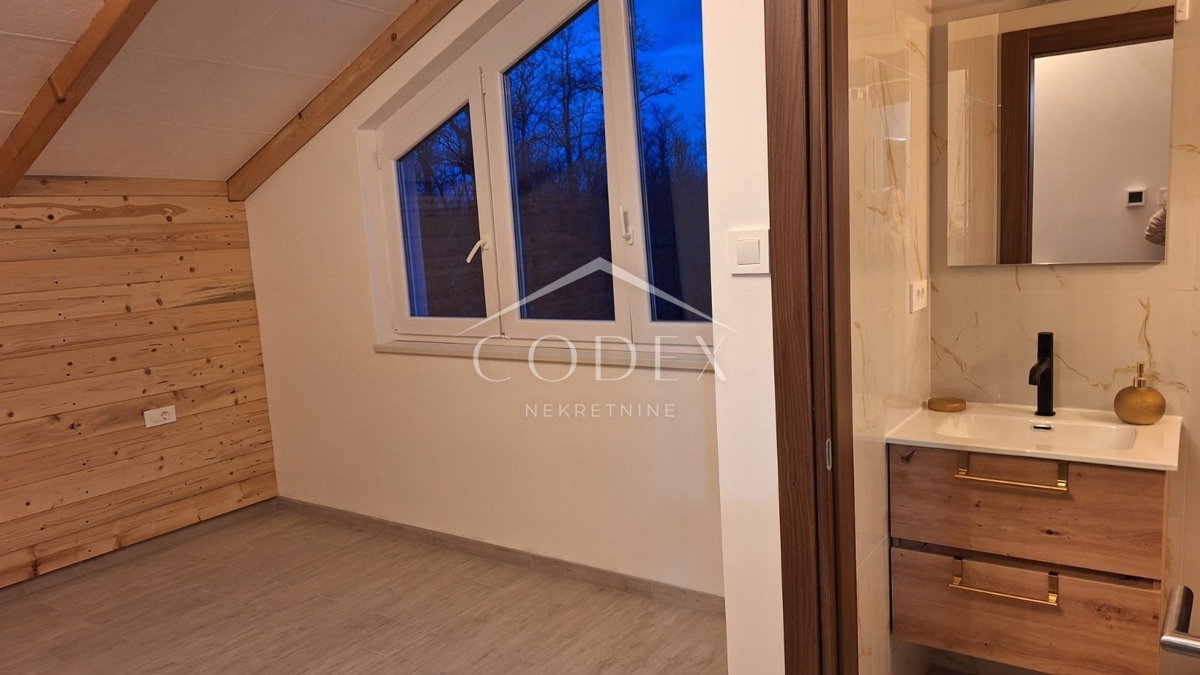 Brešca - prodaja stanovanja v 2. nadstropju hiše