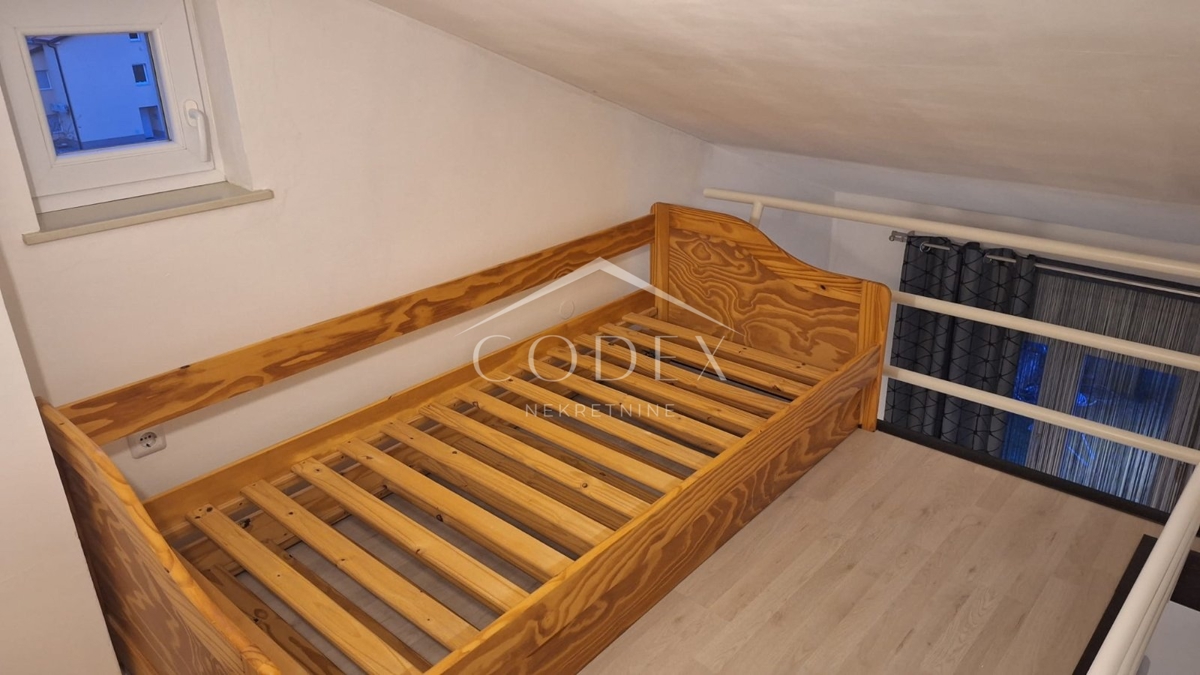 Brešca - prodaja stanovanja v 2. nadstropju hiše